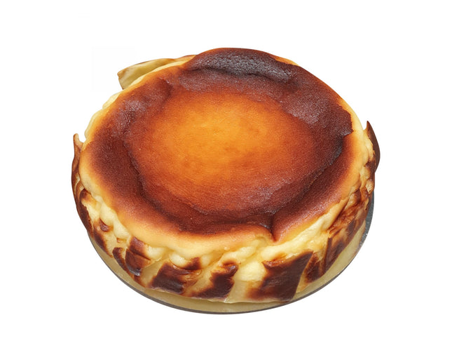 Basque Burnt Cheesecake (6" to 8") image 0