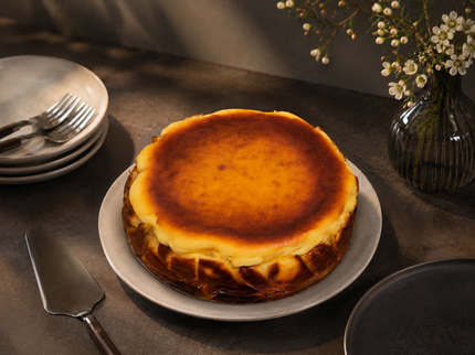 Basque Burnt Cheesecake (6" to 8")