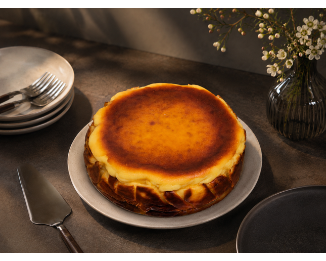 Basque Burnt Cheesecake (6" to 8")