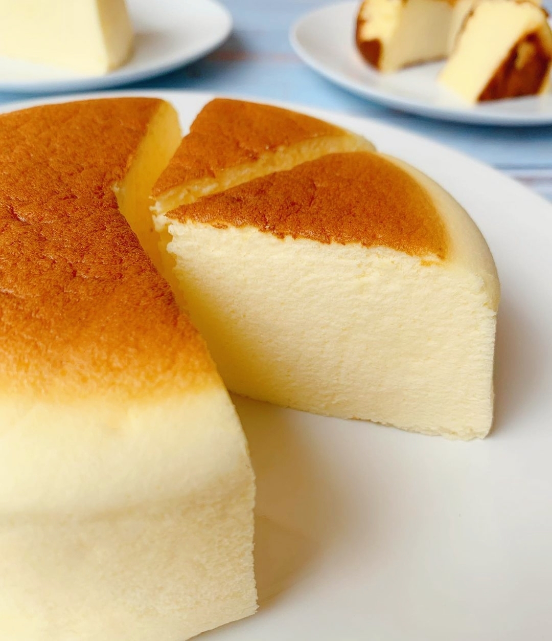Home Jiggle Cheesecake, Cakes that melt in your mouth